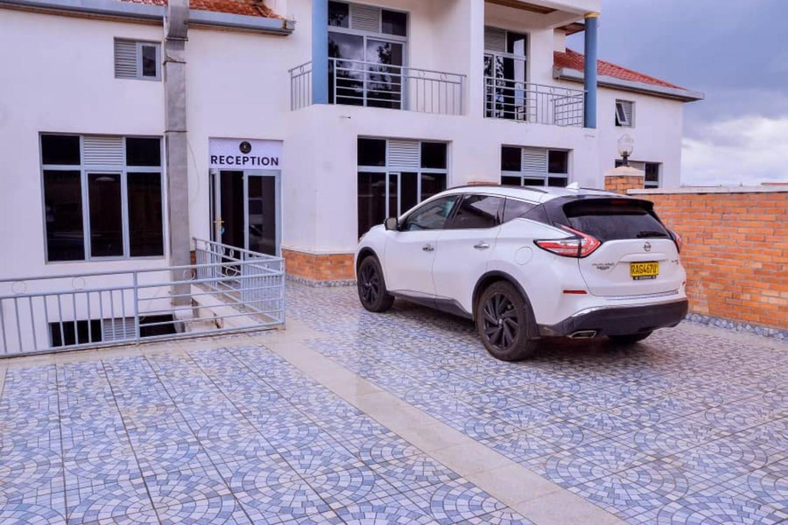 The Keza Hotel And Apartments Kigali Exterior photo